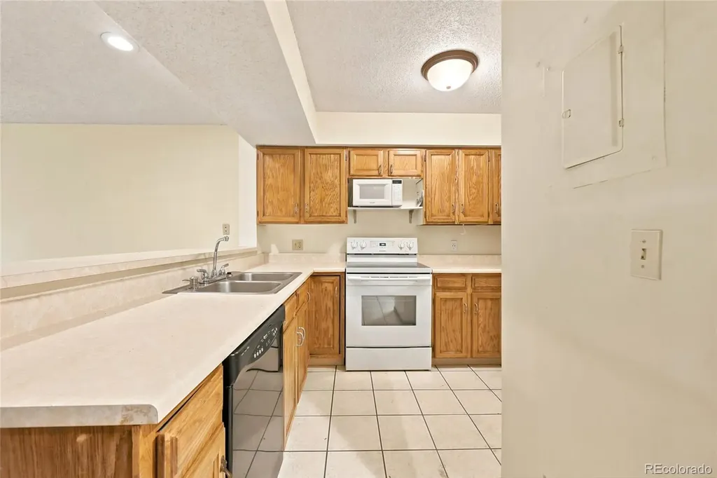 13950 E Oxford Place Aurora CO 80014