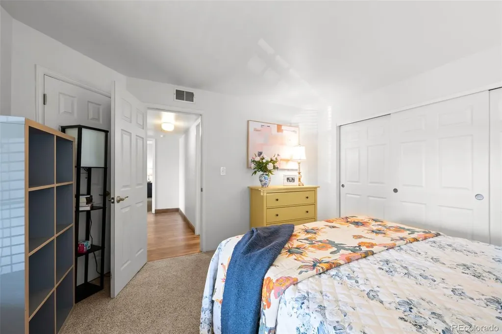 6711 S Ivy Way Centennial CO 80112