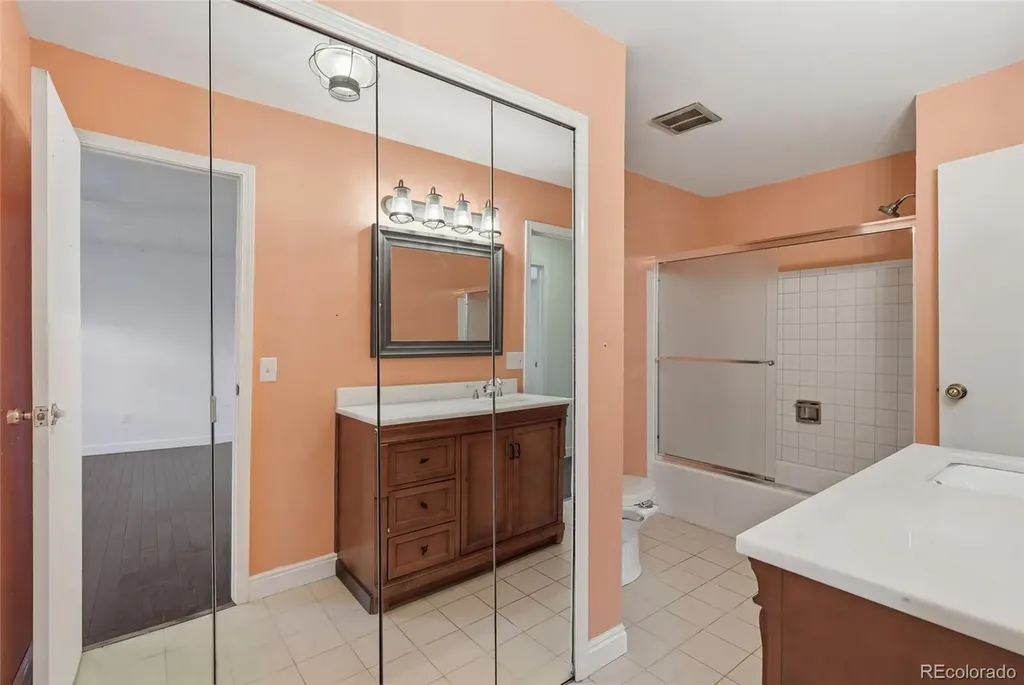 3850 Paseo Del Prado Boulder CO 80301