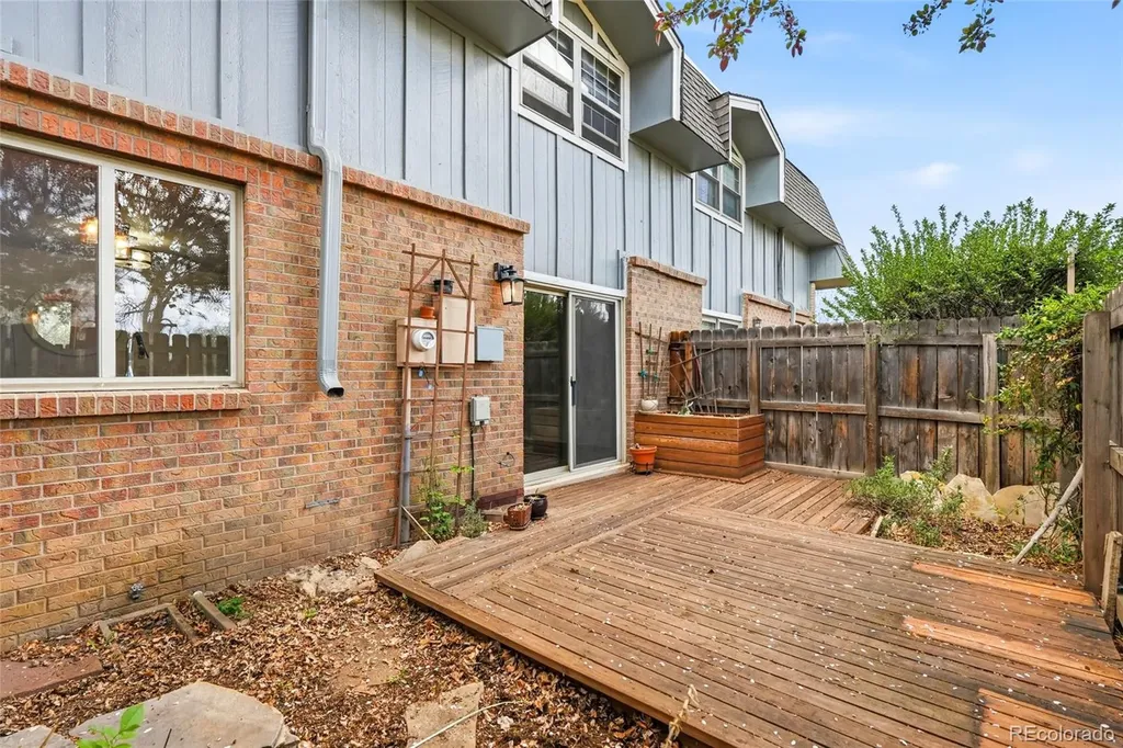 3850 Paseo Del Prado Boulder CO 80301