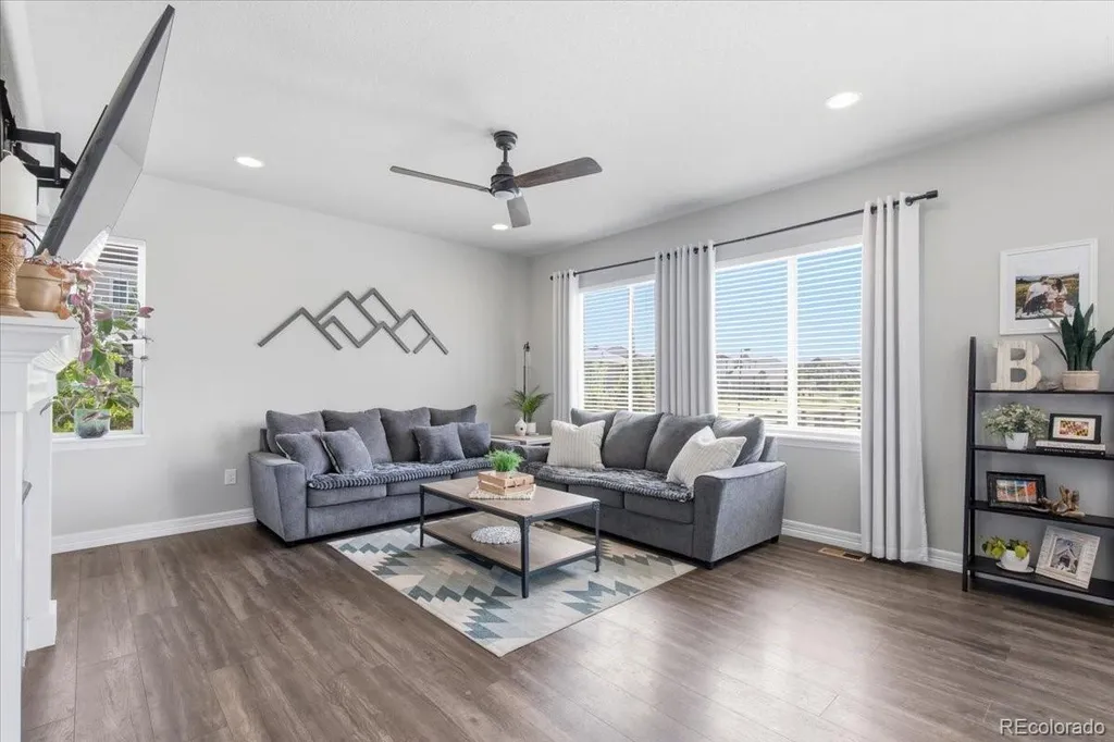 7237 S Scottsburg Way Aurora CO 80016