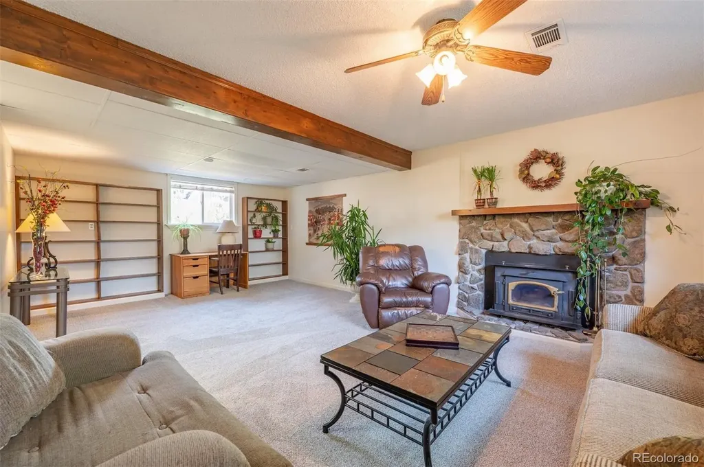 1518 Peterson Place Longmont CO 80501