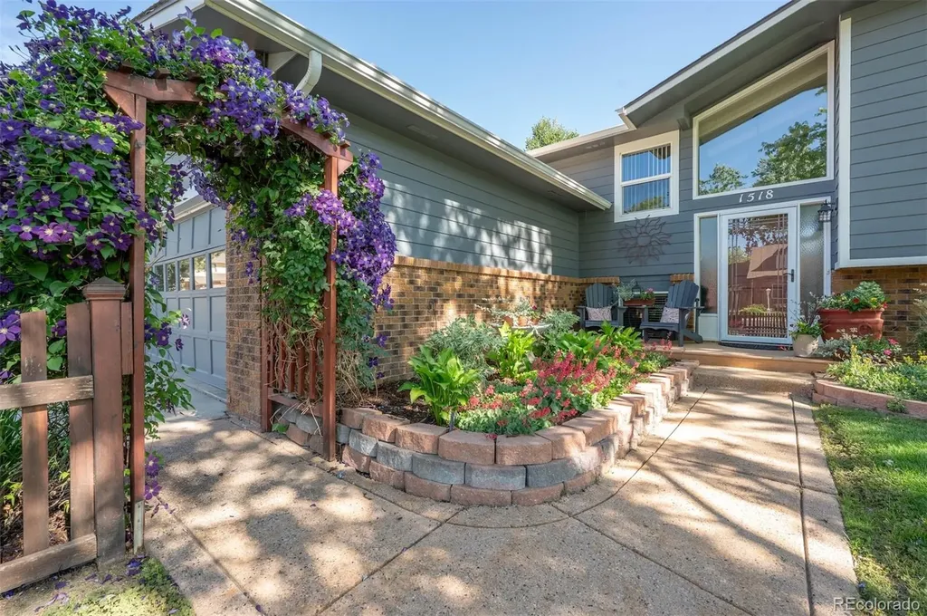 1518 Peterson Place Longmont CO 80501
