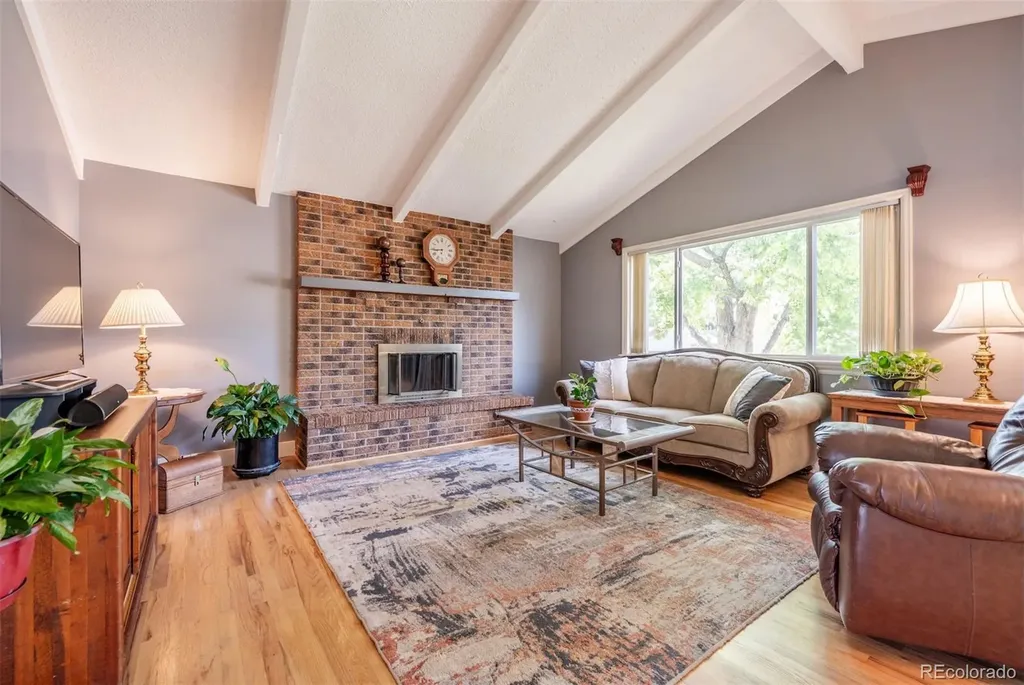 1518 Peterson Place Longmont CO 80501