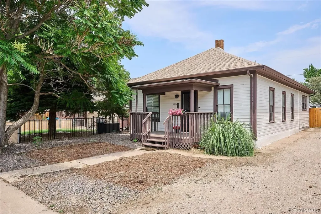 2984 S Delaware Street Englewood CO 80110