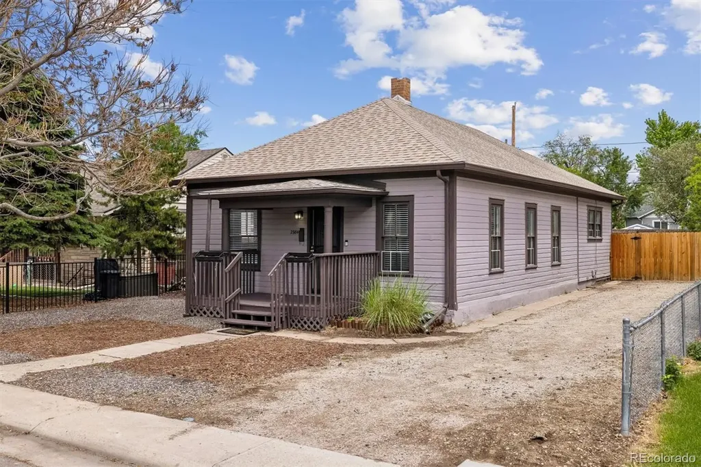 2984 S Delaware Street Englewood CO 80110