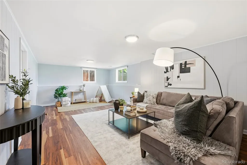 6243 W 75th Avenue Arvada CO 80003