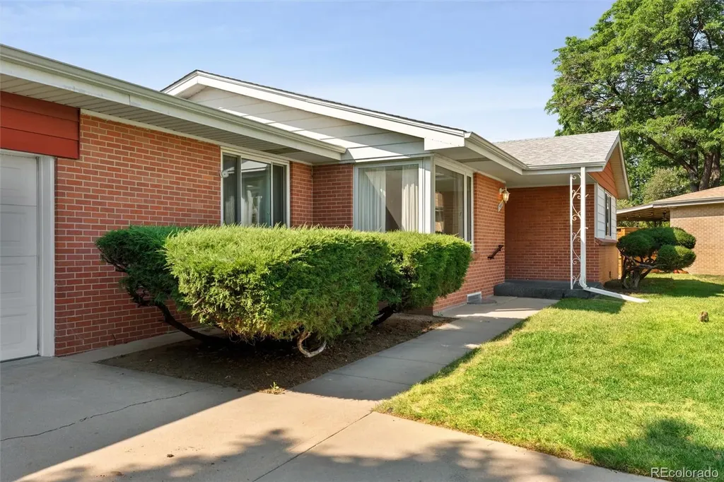 7080 W 43rd Place Wheat Ridge CO 80033