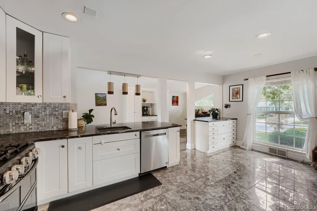 1265 S Grape Street Denver CO 80246