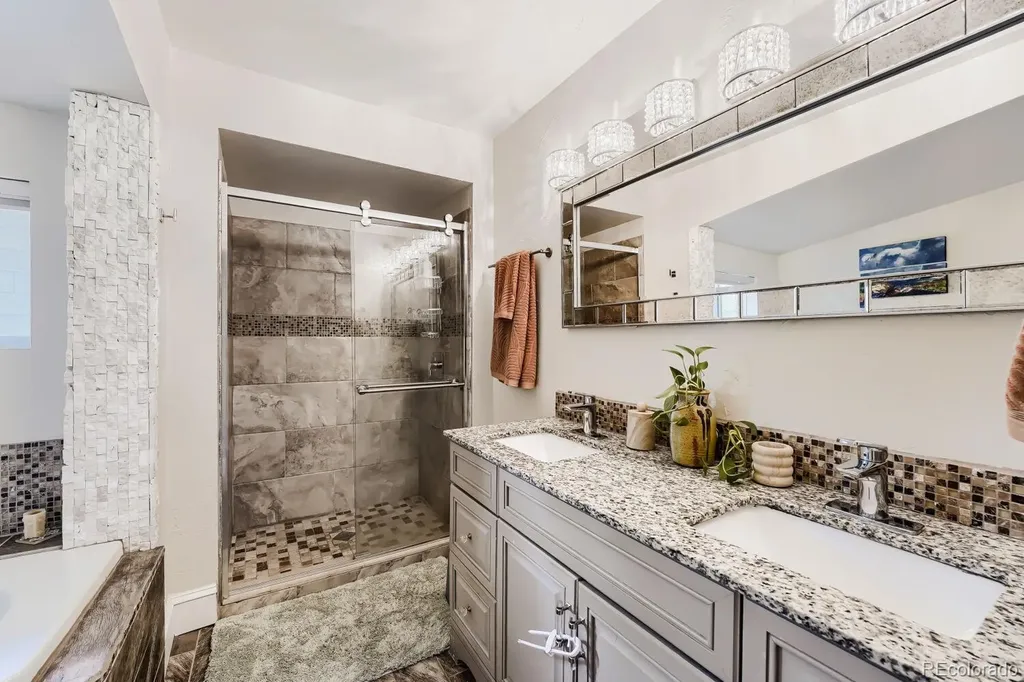 1265 S Grape Street Denver CO 80246