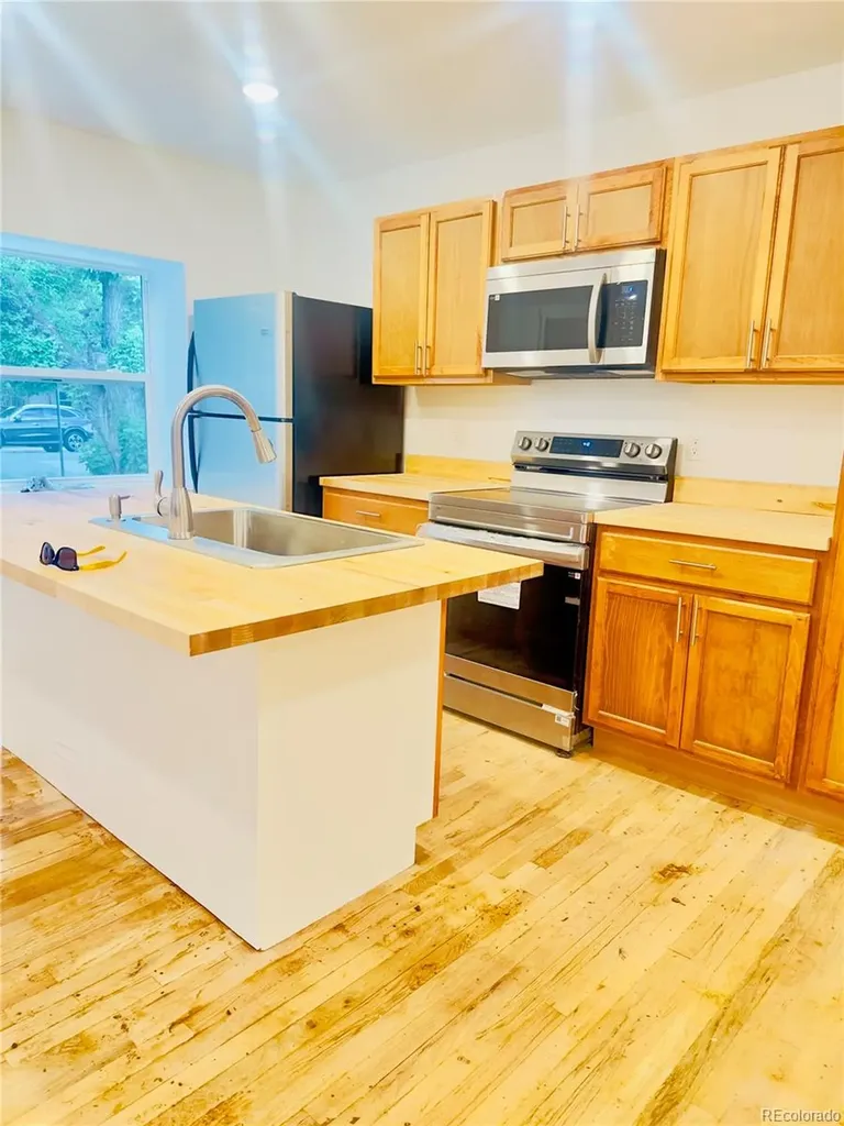 1926 Xenia Street Denver CO 80220