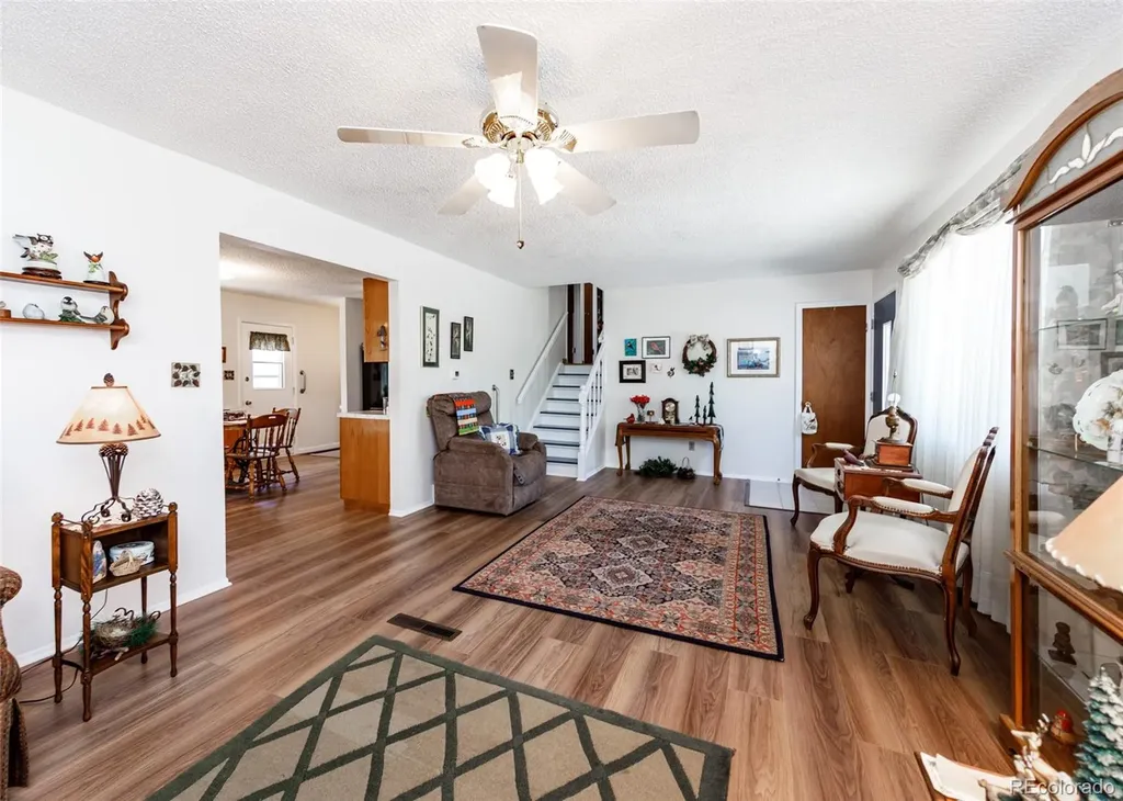 2527 E Caramillo Street Colorado Springs CO 80909