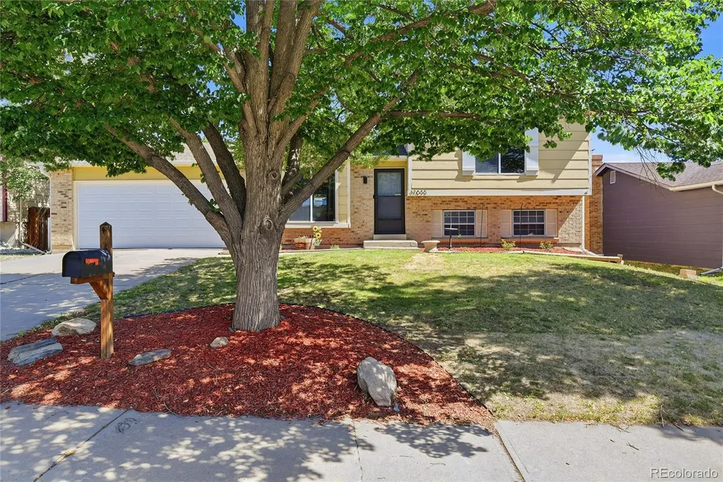 17855 E Kansas Place Aurora CO 80017