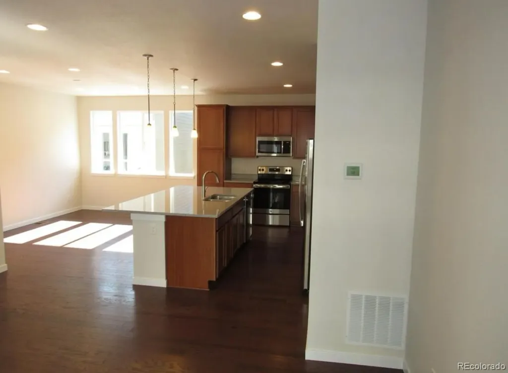 15801 E Broncos Place Englewood CO 80112