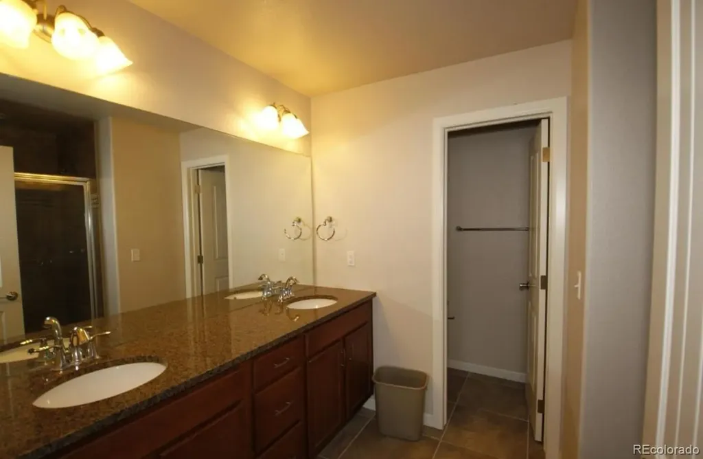 15801 E Broncos Place Englewood CO 80112