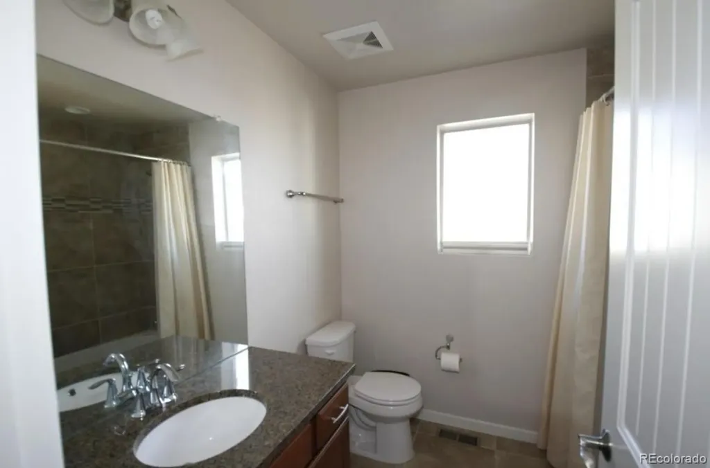 15801 E Broncos Place Englewood CO 80112