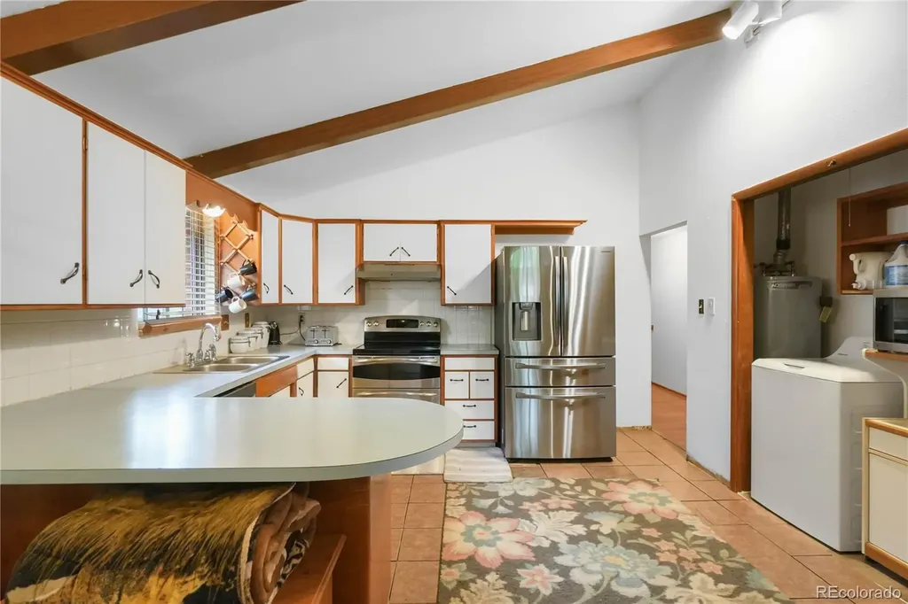1337 Sharpe Place Longmont CO 80501