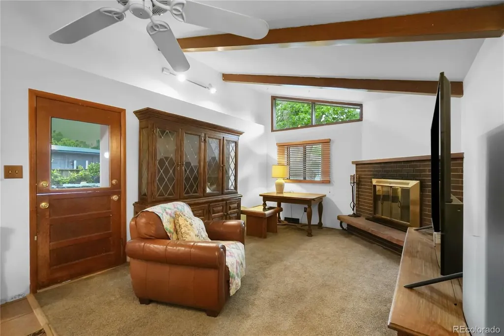 1337 Sharpe Place Longmont CO 80501
