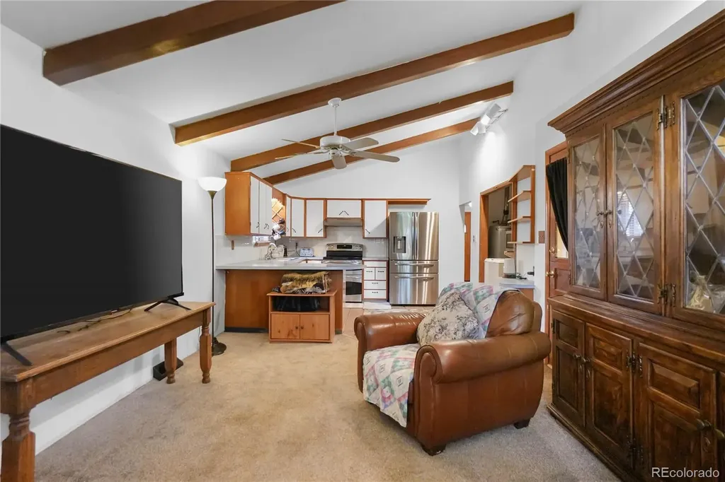1337 Sharpe Place Longmont CO 80501