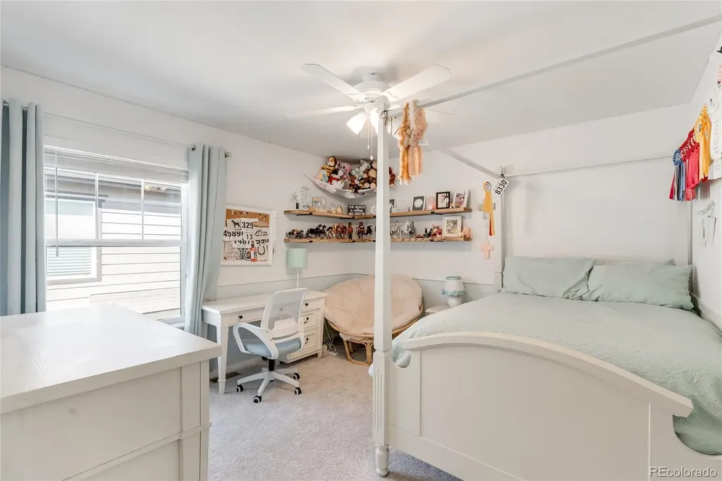 8477 Arapahoe Peak Street Littleton CO 80125