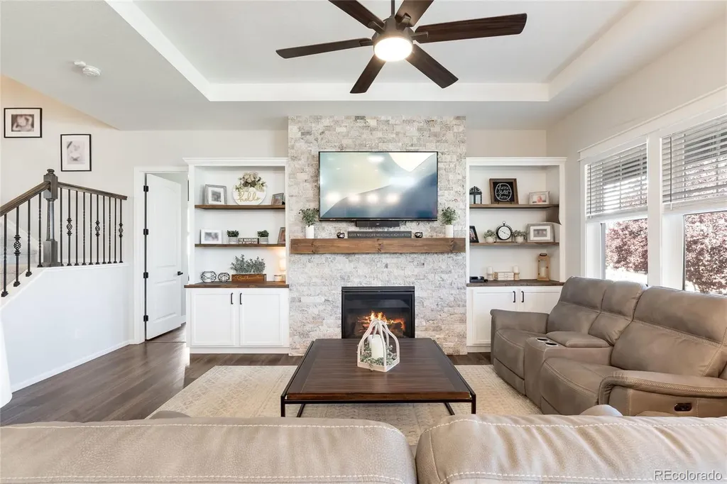 8477 Arapahoe Peak Street Littleton CO 80125