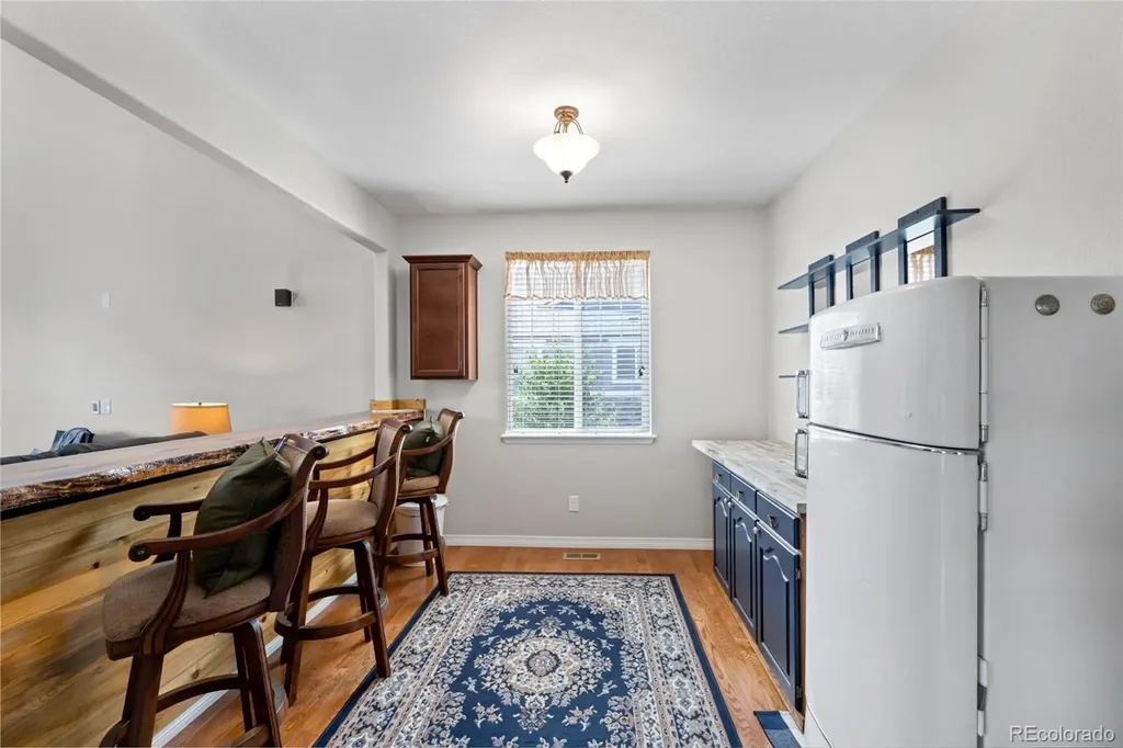 82 S Newbern Way Aurora CO 80018
