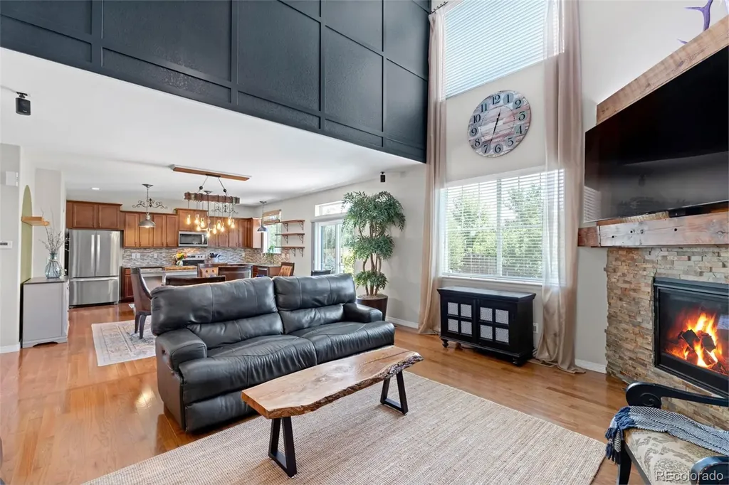 82 S Newbern Way Aurora CO 80018