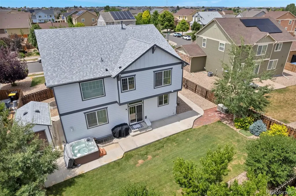 82 S Newbern Way Aurora CO 80018
