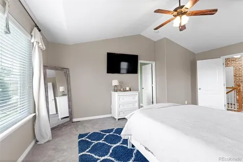 82 S Newbern Way Aurora CO 80018