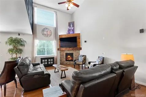 82 S Newbern Way Aurora CO 80018