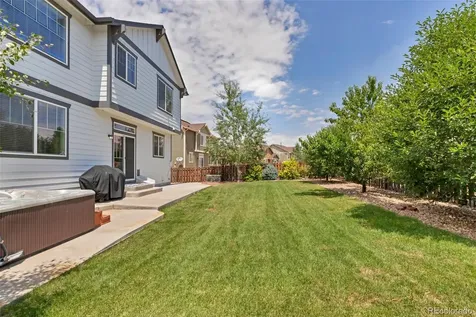 82 S Newbern Way Aurora CO 80018