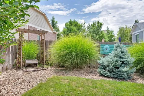 82 S Newbern Way Aurora CO 80018