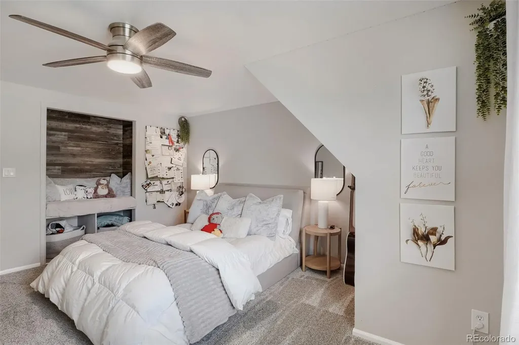 1700 Thistle Ridge Road Highlands Ranch CO 80126