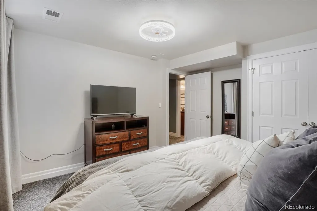 1700 Thistle Ridge Road Highlands Ranch CO 80126