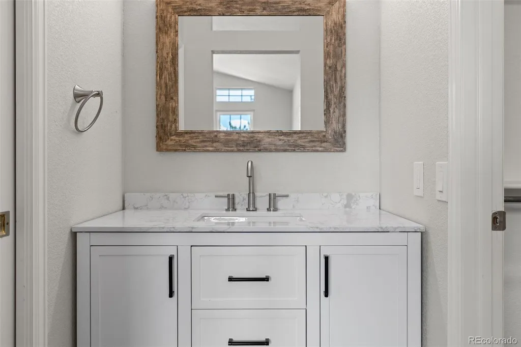 5488 S Danube Way Aurora CO 80015