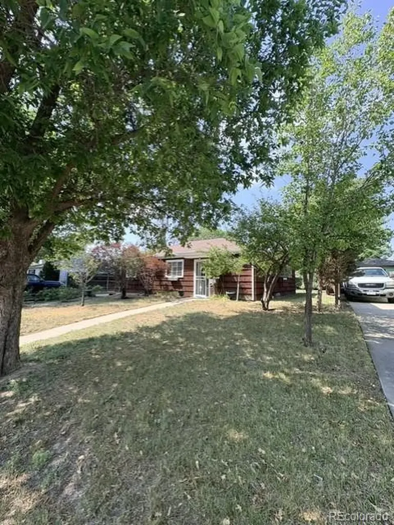 1125 Xanadu Street Aurora CO 80011