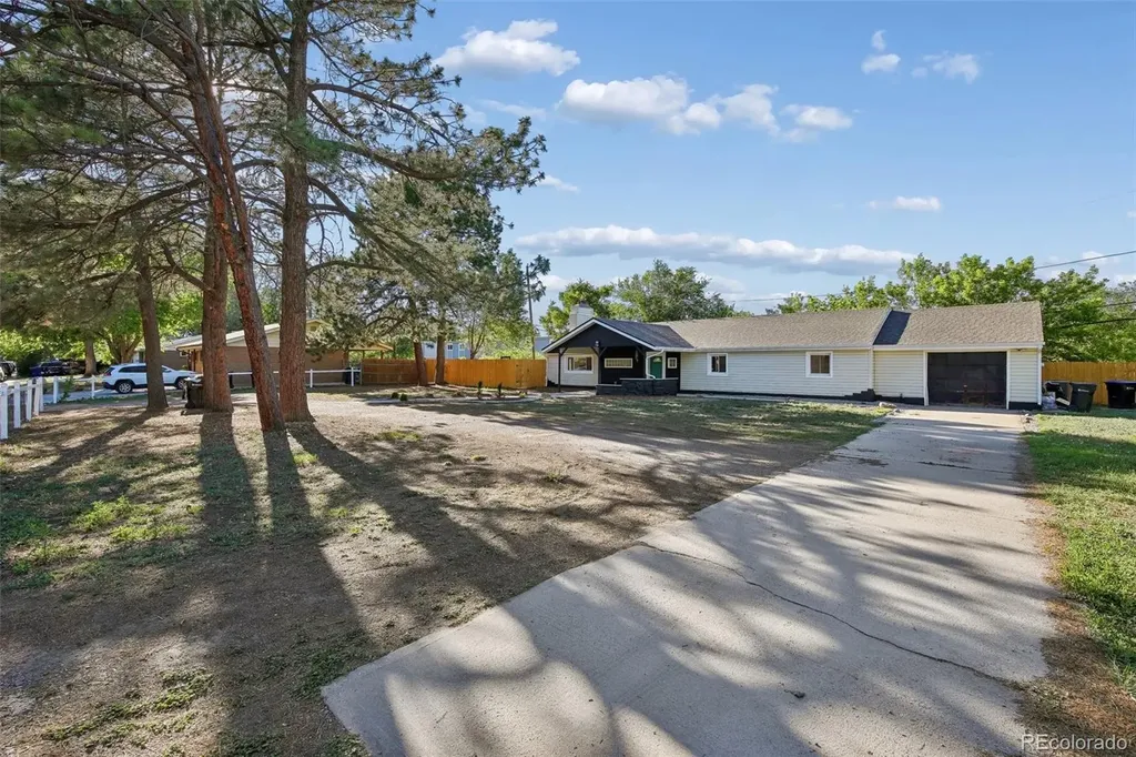 6168 Lee Street Arvada CO 80004