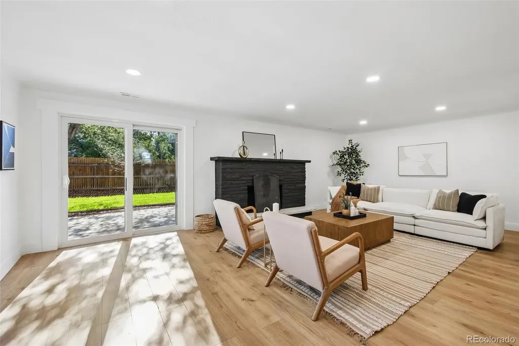 6168 Lee Street Arvada CO 80004