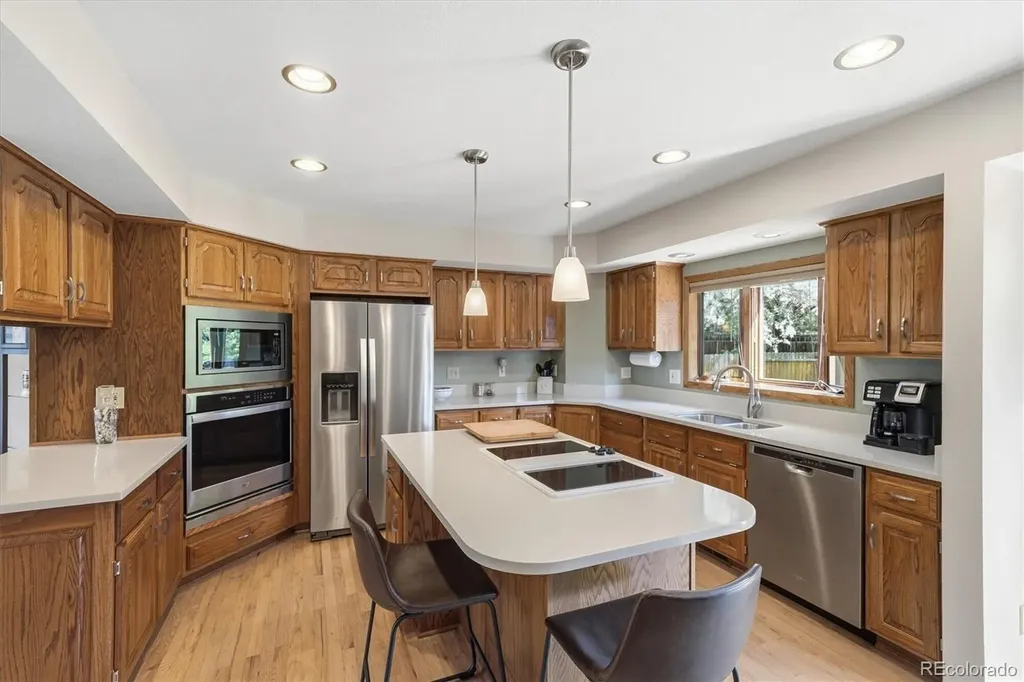 11707 W Jewell Drive Lakewood CO 80228