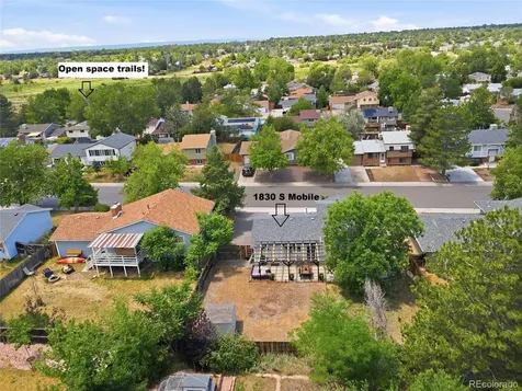 1830 S Mobile Street Aurora CO 80017