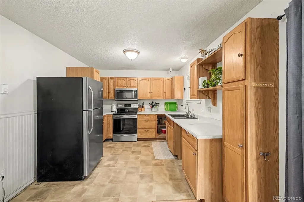 496 Elm Avenue Brighton CO 80601