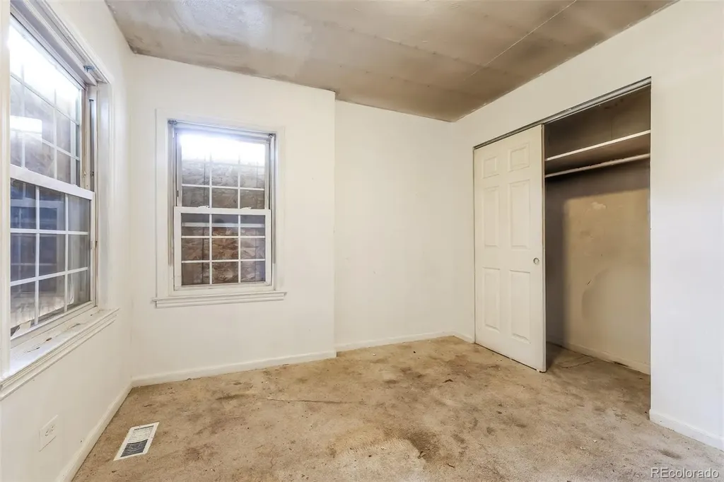 1585 Verbena Street Denver CO 80220