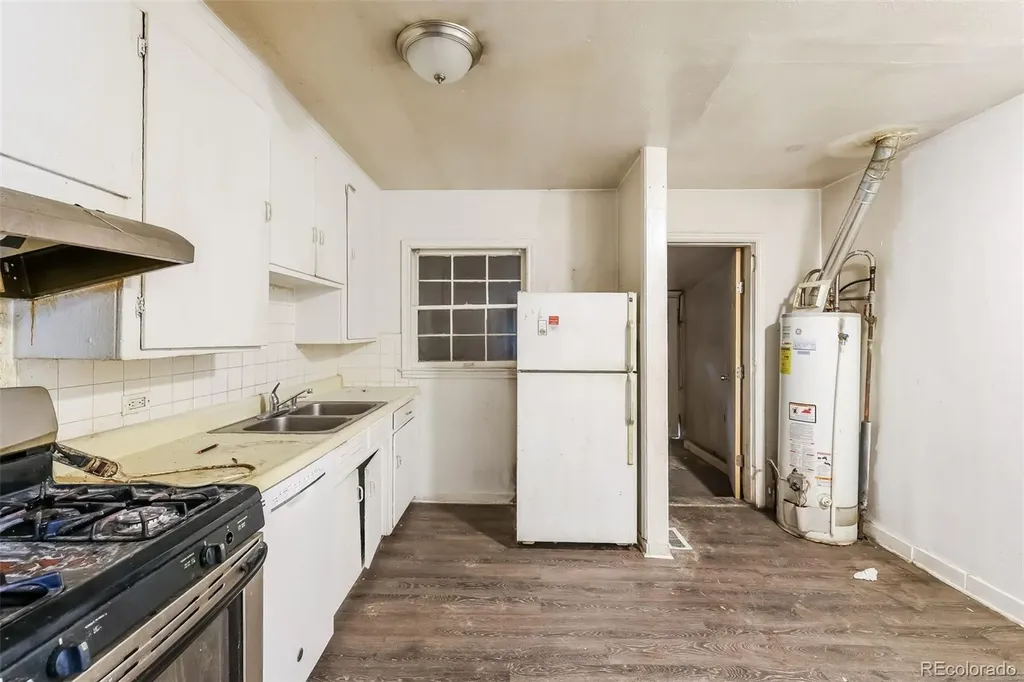1585 Verbena Street Denver CO 80220