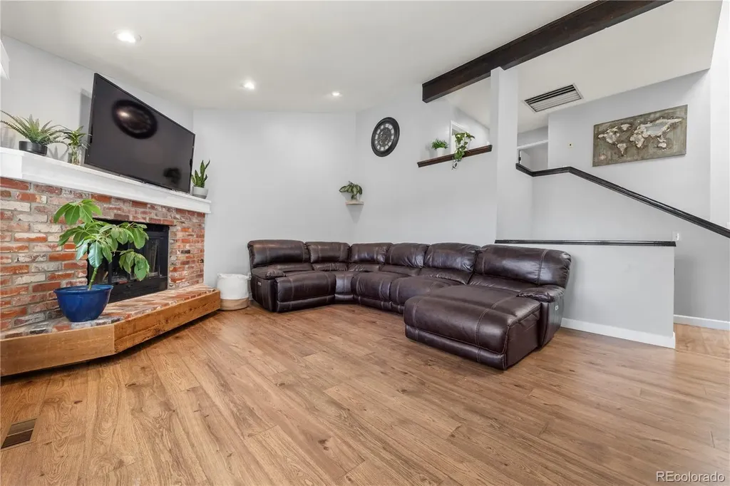 19355 E Greenwood Place Aurora CO 80013