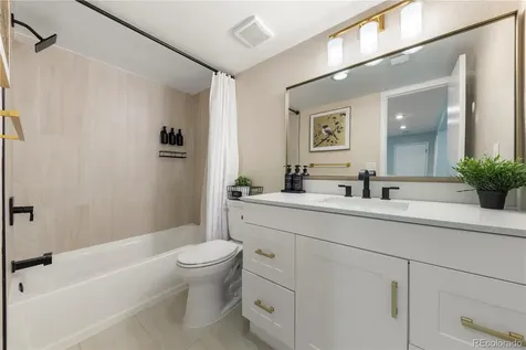 19355 E Greenwood Place Aurora CO 80013