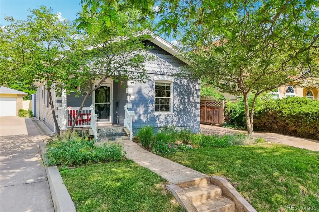 2520 Fairfax Street Denver CO 80207
