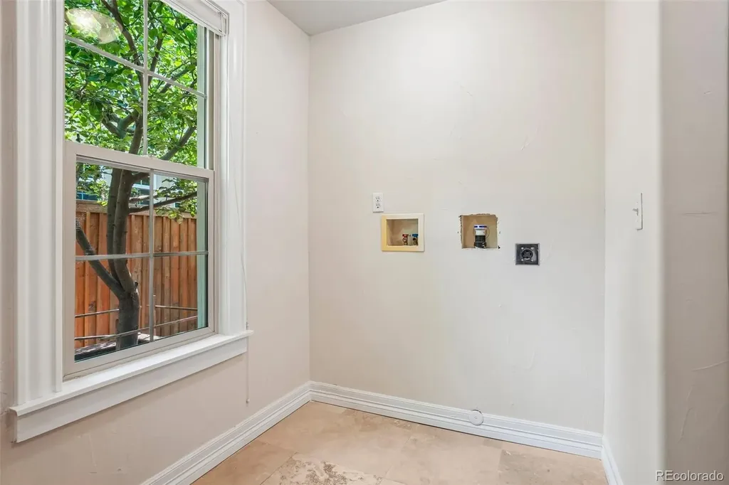 2520 Fairfax Street Denver CO 80207