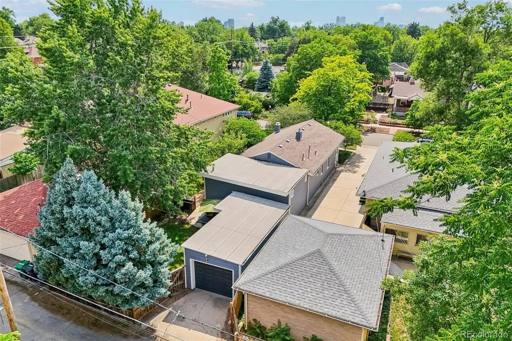 2520 Fairfax Street Denver CO 80207