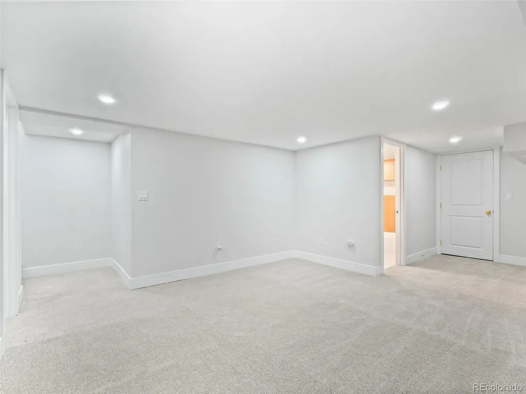 5400 W 1 St Avenue Lakewood CO 80226