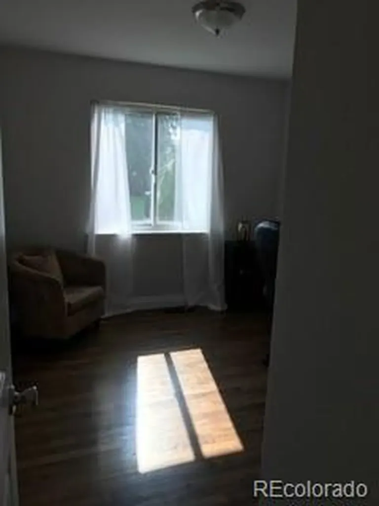 2895 Eudora Street Denver CO 80207